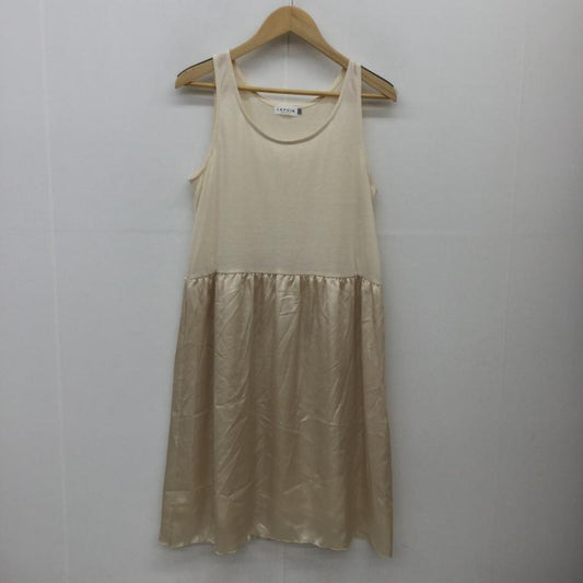 レプシムローリーズファーム LEPSIMLOWRYSFARM ワンピース ひざ丈スカート L  アイボリー / アイボリー /  レディース USED 古着 中古 10037553