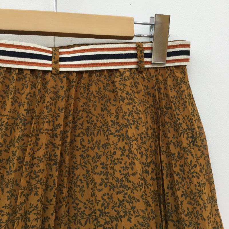 ジャーナルスタンダード JOURNAL STANDARD スカート ひざ丈スカート ベルト付き　プリーツスカート 36 総柄 橙 / オレンジ /  レディース USED 古着 中古 10038657