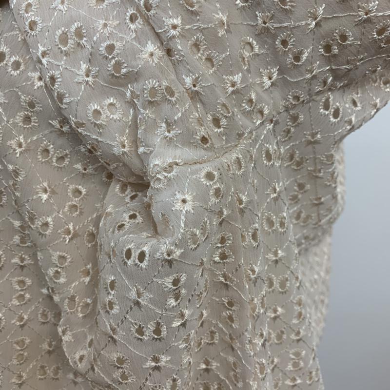 アースミュージックアンドエコロジー earth music&ecology カットソー 長袖 プルオーバー エンブロイダリーレース FREE 刺繍 アイボリー / アイボリー /  レディース USED 古着 中古 10042438