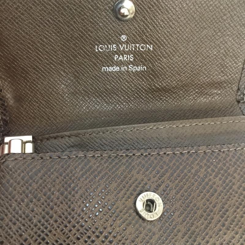 ルイヴィトン LOUIS VUITTON キーケース キーケース ミュルティクレ6 タイガ ロゴ、文字 茶 / ブラウン /  メンズ USED 古着 中古 10049261