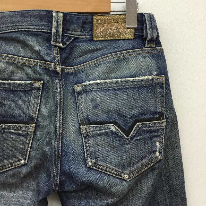 ディーゼル DIESEL パンツ デニム、ジーンズ LARKEE 008RQ 27インチ ダメージ加工 青 / ブルー /  メンズ USED 古着 中古 10053565