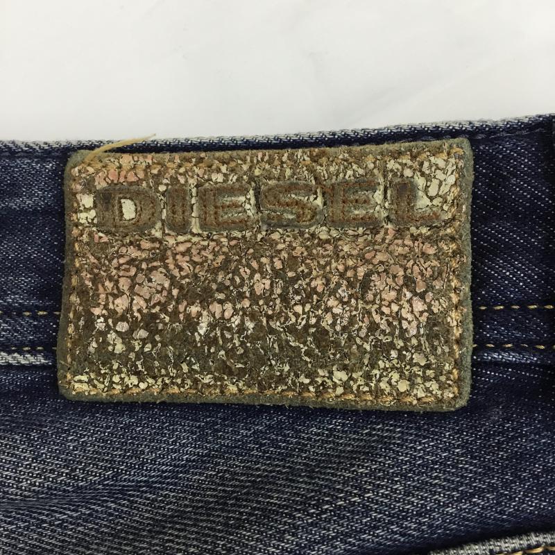 ディーゼル DIESEL パンツ デニム、ジーンズ LARKEE 008RQ 27インチ ダメージ加工 青 / ブルー /  メンズ USED 古着 中古 10053565