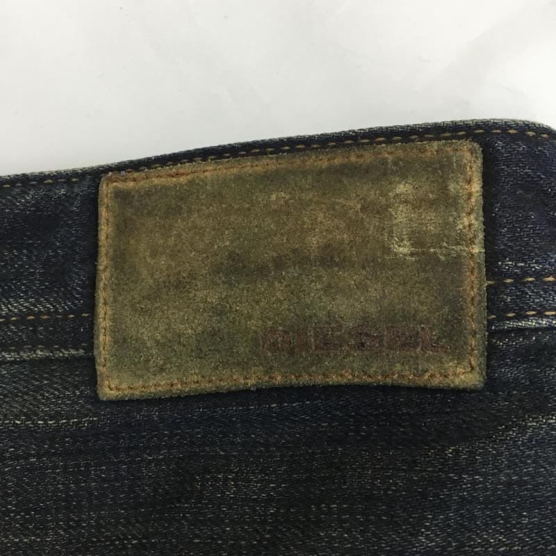 ディーゼル DIESEL パンツ デニム、ジーンズ KROOLEY 008X1 28インチ ダメージ加工 青 / ブルー /  メンズ USED 古着 中古 10053566