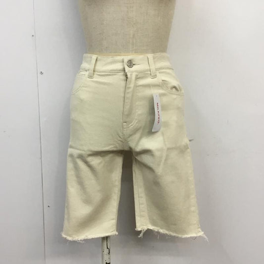 ミルクフェド MILKFED. パンツ ショートパンツ 103201031016 BIKER PANTS ベイカーパンツ ハーフパンツ タグ付き カットオフ S ロゴ、文字 白 / ホワイト /  レディース USED 古着 中古 10062334