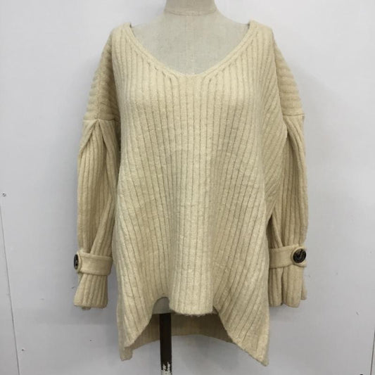 スライ SLY ニット、セーター 長袖 030BAK70-7800 BUTTON SLEEVE Vネック ボタン FREE 無地 アイボリー / アイボリー /  レディース USED 古着 中古 10063820