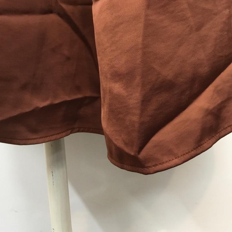 センスオブプレイスバイアーバンリサーチ SENSE OF PLACE by URBAN RESEARCH スカート ロングスカート AA15-25A101 クルミボタン サテンナロースカート 無地 茶 / ブラウン /  レディース USED 古着 中古 10065630