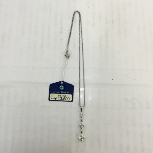 クロスフォーニューヨーク CROSSFORNEWYORK アクセサリー ネックレス、ペンダント Triple flower SV925 NPN252 タグ付き  銀 / シルバー /  レディース USED 古着 中古 10066027