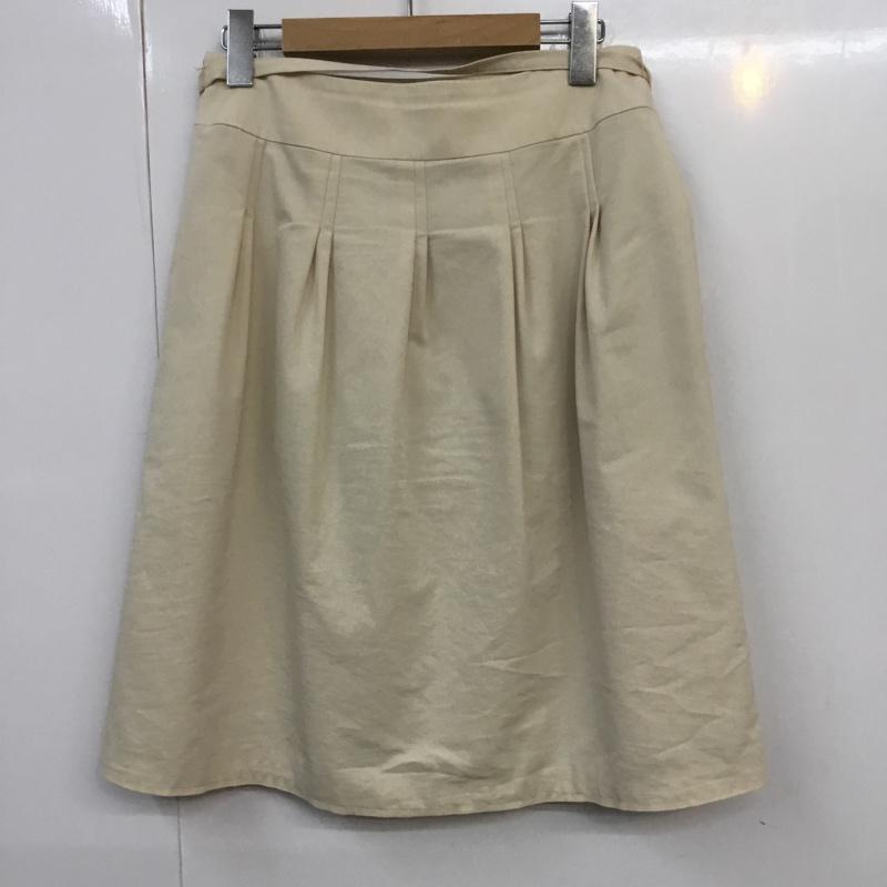 ナチュラルビューティーベーシック NATURAL BEAUTY BASIC スカート ミニスカート M 無地 オフホワイト / オフホワイト /  レディース USED 古着 中古 10067354