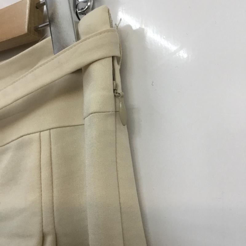 ナチュラルビューティーベーシック NATURAL BEAUTY BASIC スカート ミニスカート M 無地 オフホワイト / オフホワイト /  レディース USED 古着 中古 10067354