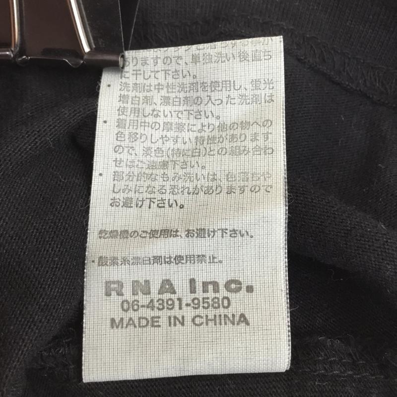アールエヌエー RNA タンクトップ タンクトップ M ロゴ、文字 X プリント 黒 / ブラック / X マゼンタ / マゼンタ /  レディース USED 古着 中古 10068000