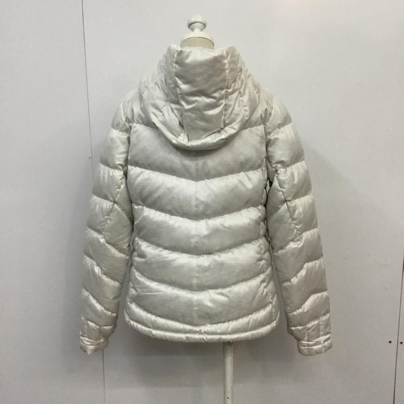 パタゴニア patagonia ジャケット、上着 ダウンジャケット 30550F9 S ロゴ、文字 白 / ホワイト /  レディース USED 古着 中古 10069313