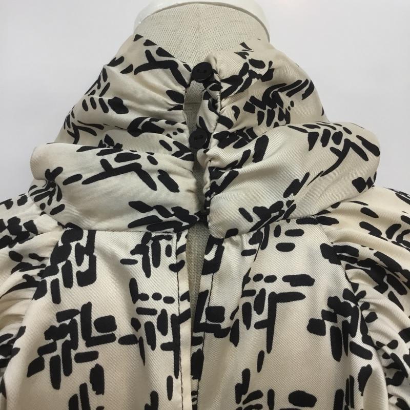 ザラ ZARA カットソー 長袖 8323 178 070 XS 総柄 黒 / ブラック / X ベージュ / ベージュ /  レディース USED 古着 中古 10069317