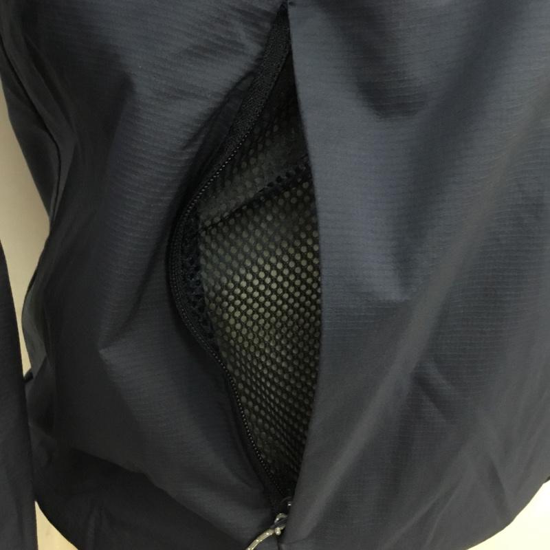 ザノースフェイス THE NORTH FACE ジャケット、上着 ジャンパー、ブルゾン NP71773 SWALLOWTAIL VENT HOODIE タグ付き M ロゴ、文字 青 / ブルー / X 紺 / ネイビー /  メンズ USED 古着 中古 10070332