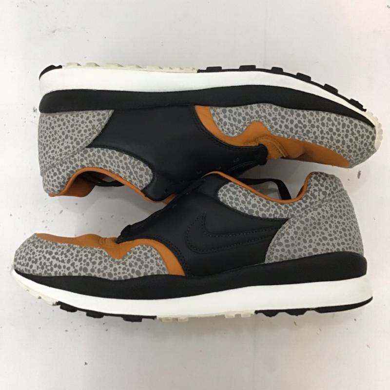ナイキ NIKE スニーカー スニーカー AO3295 001 AIR SAFARI QS エア サファリ 27.5cm 箱有 27.5cm ロゴ、文字 白 / ホワイト / X 灰 / グレー / X 黒 / ブラック / X 橙 / オレンジ /  メンズ USED 古着 中古 10071158