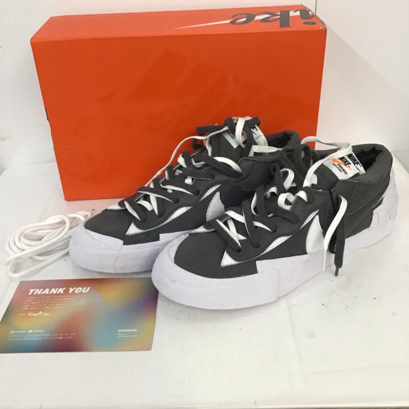 ナイキ NIKE スニーカー スニーカー DD1877 002 BLAZER LOW sacai 28cm 箱有 28.0cm ロゴ、文字 灰 / グレー / X 白 / ホワイト /  メンズ USED 古着 中古 10071166