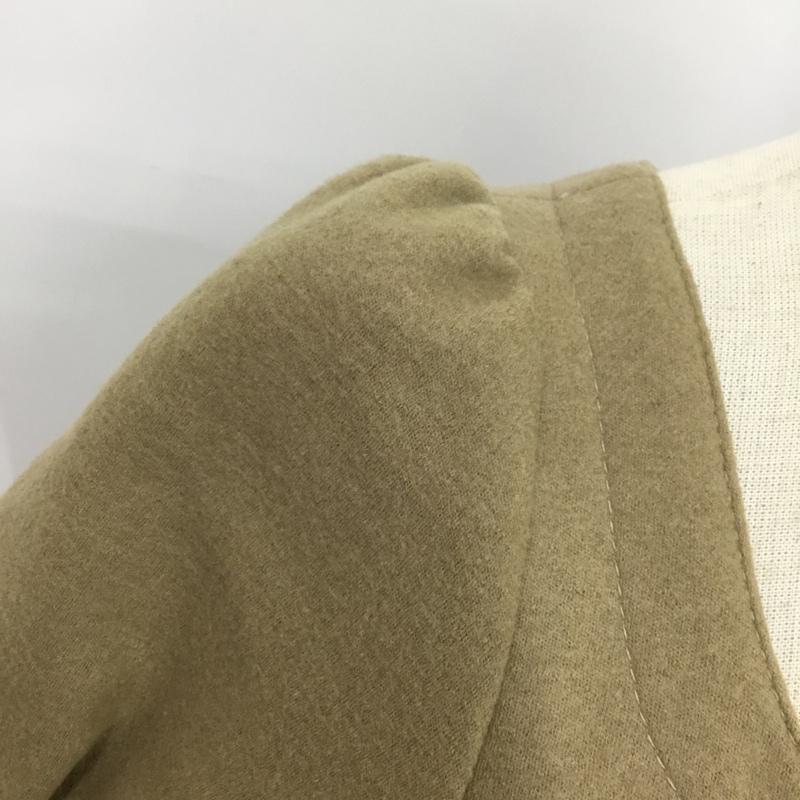 バーバリーブルーレーベル BURBERRY BLUE LABEL ワンピース ひざ丈スカート E1J59-222-40 半袖 ウール 36 ワンポイント ベージュ / ベージュ /  レディース USED 古着 中古 10072152