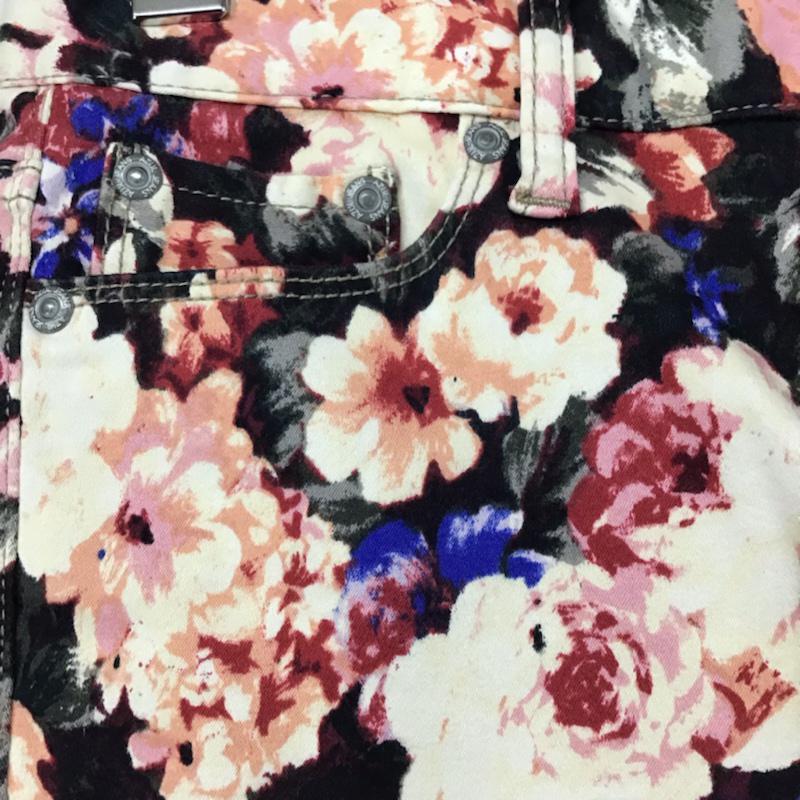 アズールバイマウジー AZUL BY MOUSSY ボトムス ボトムス 2506S631-0050 スキニー S 花柄 マルチカラー / マルチカラー /  レディース USED 古着 中古 10072510