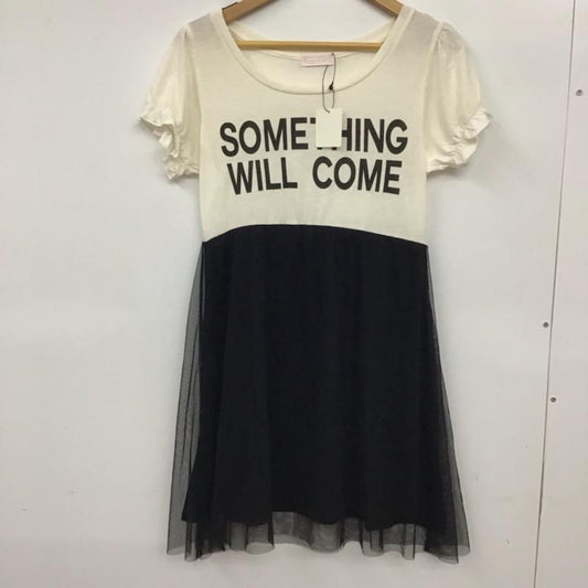 イーハイフンワールドギャラリー E hyphen world gallery ワンピース ミニスカート 20136H61010 チュール切替 カットソー FREE ロゴ、文字 アイボリー / アイボリー / X 黒 / ブラック /  レディース USED 古着 中古 10072536