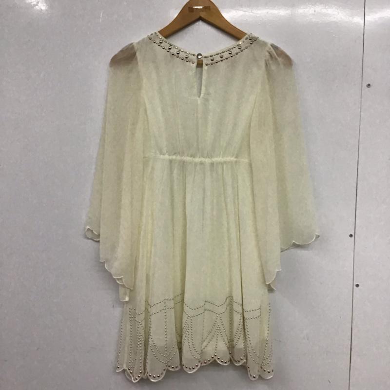 ワンウェイ one way ワンピース ミニスカート 5002-12563 Vネック スタッズ M  アイボリー / アイボリー /  レディース USED 古着 中古 10072592