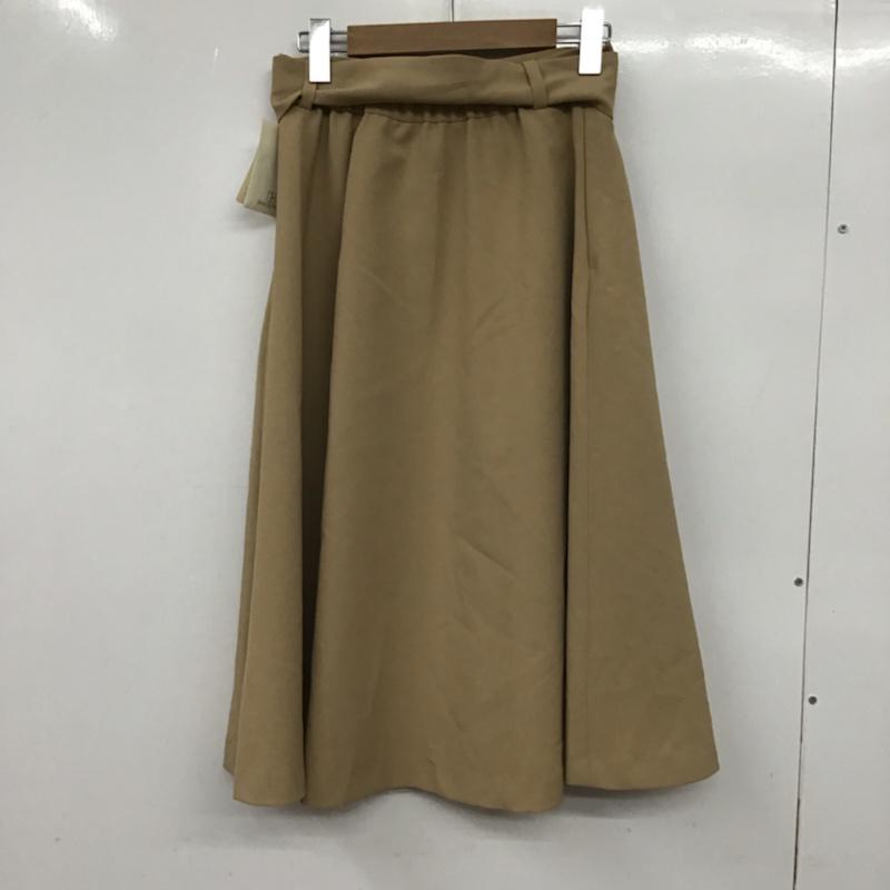 ラトータリテ La TOTALITE スカート ひざ丈スカート タグ付 38 無地 ベージュ / ベージュ /  レディース USED 古着 中古 10072605
