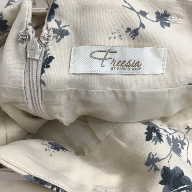 フリージアバイフリーズマート FREESIABYFREE'SMART スカート ひざ丈スカート M 総柄 ベージュ / ベージュ /  レディース USED 古着 中古 10072608