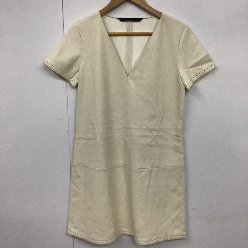ザラ ZARA ワンピース ひざ丈スカート TRAFALUC 7901 267 746 フェイクレザー Vネック M 無地 アイボリー / アイボリー /  レディース USED 古着 中古 10072833