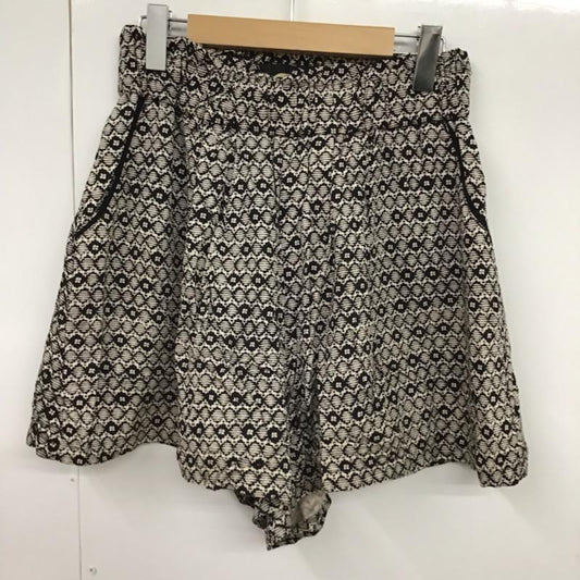 グローバルワーク GLOBAL WORK パンツ ショートパンツ GW050220N9 L 総柄 白 / ホワイト / X 黒 / ブラック /  レディース USED 古着 中古 10072840