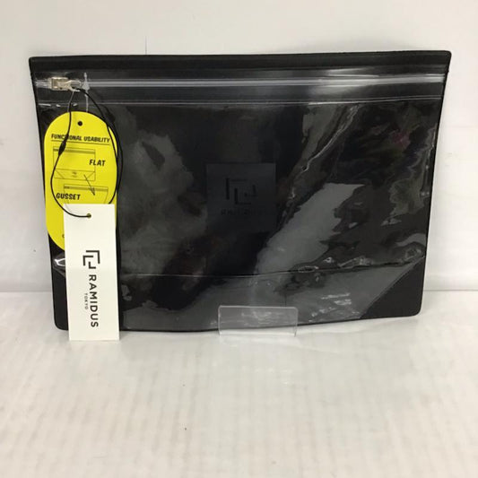 ラミダス RAMIDUS ポーチ ポーチ GUSSET POUCH ガゼットポーチ タグ付き ロゴ、文字 黒 / ブラック /  メンズ USED 古着 中古 10072999