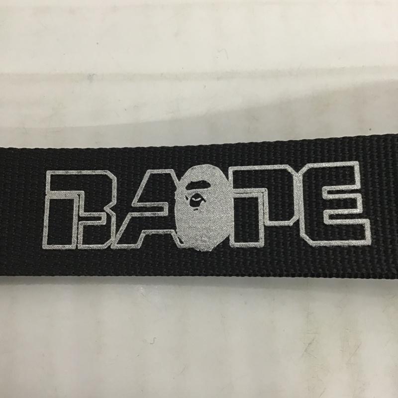 アベイシングエイプ A BATHING APE キーホルダー キーホルダー ロゴ、文字 黒 / ブラック /  メンズ USED 古着 中古 10080886