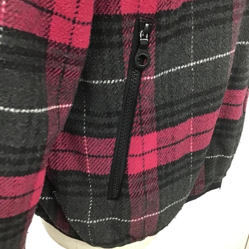 トミー TOMMY ジャケット、上着 ジャケット、ブレザー フリースジャケット チェック XL ロゴ、文字 黒 / ブラック / X 桃 / ピンク /  メンズ USED 古着 中古 10082901