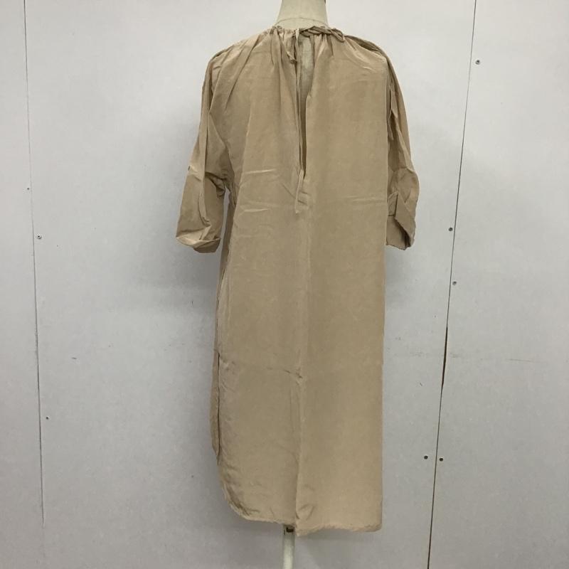 アーキ ARCHI ワンピース ひざ丈スカート M 無地 ベージュ / ベージュ /  レディース USED 古着 中古 10085123