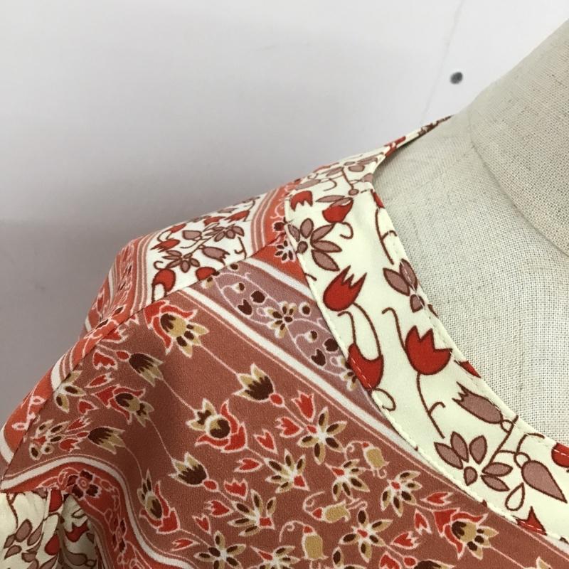 スライ SLY カットソー 長袖 030ASM30-0240 VALLEY FLOWER TOPS 2 総柄 赤 / レッド / X 白 / ホワイト /  レディース USED 古着 中古 10086904