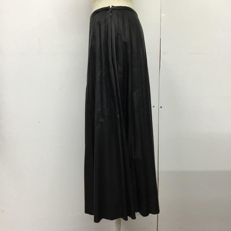 イネド INED スカート ひざ丈スカート 71-63152023 合皮 フェイクレザー プリーツスカート 無地 黒 / ブラック /  レディース USED 古着 中古 10088112