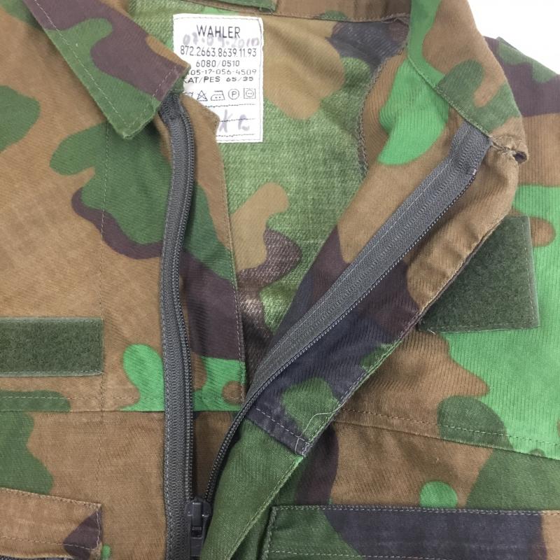ユーズドクロージング used clothes シャツ、ブラウス 長袖 ミリタリー シャツ ジャケット フランス軍 ジップアップ カモフラージュ柄・迷彩 カーキ / カーキ /  メンズ USED 古着 中古 10089207