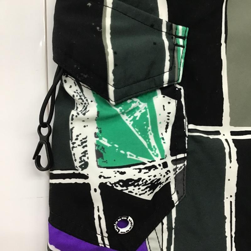 ボルコム VOLCOM パンツ ショートパンツ サーフショーツ 30 総柄 マルチカラー / マルチカラー /  メンズ USED 古着 中古 10090239