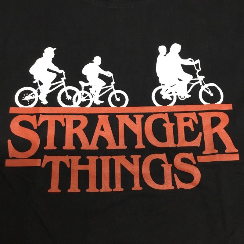 古着 USED Tシャツ 半袖 movie music バンドTシャツ プリントT ストレンジャー・シングス Stranger Things XL ロゴ、文字 X プリント 黒 / ブラック /  メンズ USED 古着 中古 10092777