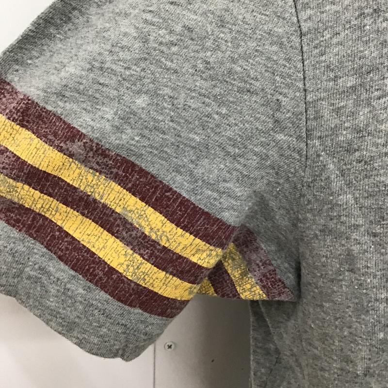 アバクロンビーアンドフィッチ ABERCROMBIE&FITCH Tシャツ 半袖 ナンバリングTee M ワンポイント 灰 / グレー / X えんじ / ワインレッド / X 橙 / オレンジ /  メンズ USED 古着 中古 10092919