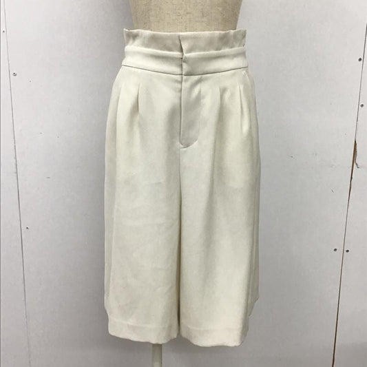 ジルスチュアート JILLSTUART パンツ ショートパンツ ハーフパンツ 2 無地 白 / ホワイト /  レディース USED 古着 中古 10093354