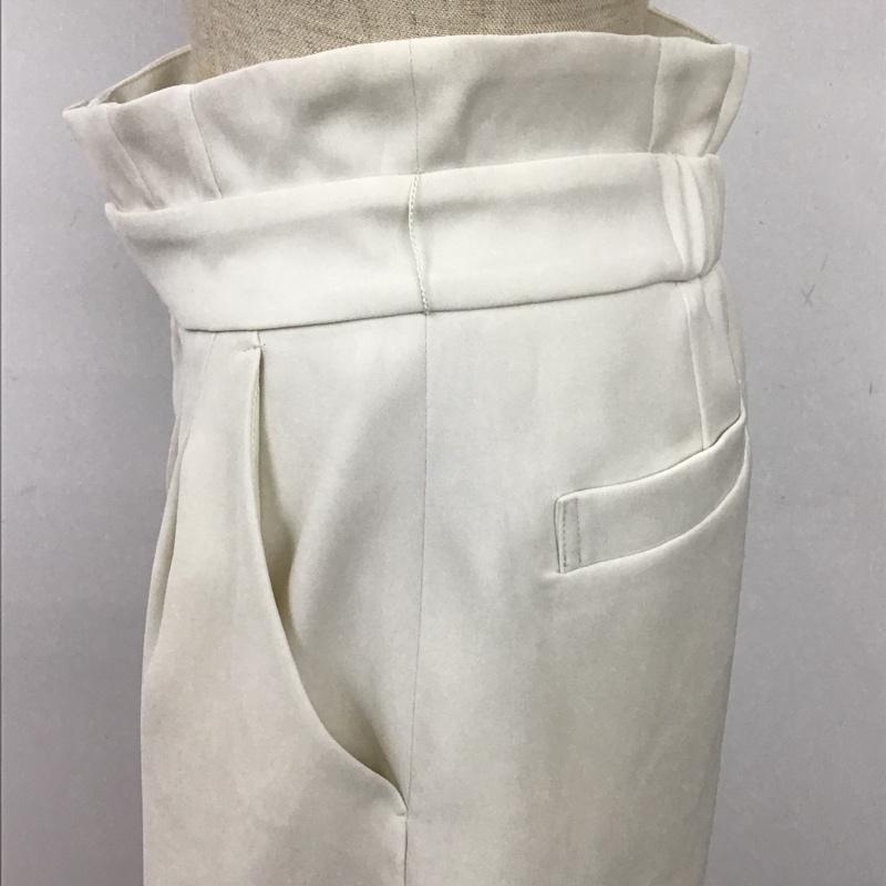 ジルスチュアート JILLSTUART パンツ ショートパンツ ハーフパンツ 2 無地 白 / ホワイト /  レディース USED 古着 中古 10093354