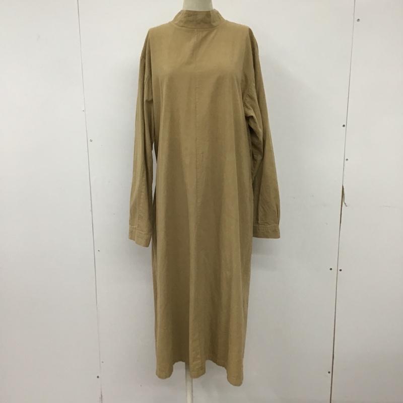 古着 USED ワンピース ロングスカート 長袖ロングワンピース バックスリットワンピース フレアスカート M 無地 ベージュ / ベージュ /  レディース USED 古着 中古 10093946