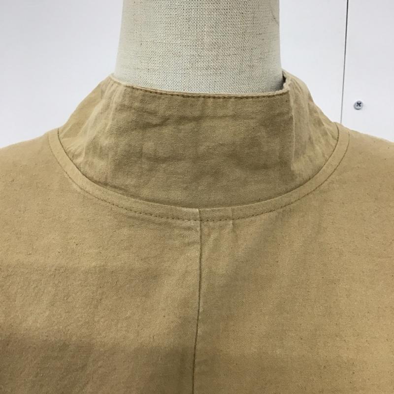 古着 USED ワンピース ロングスカート 長袖ロングワンピース バックスリットワンピース フレアスカート M 無地 ベージュ / ベージュ /  レディース USED 古着 中古 10093946
