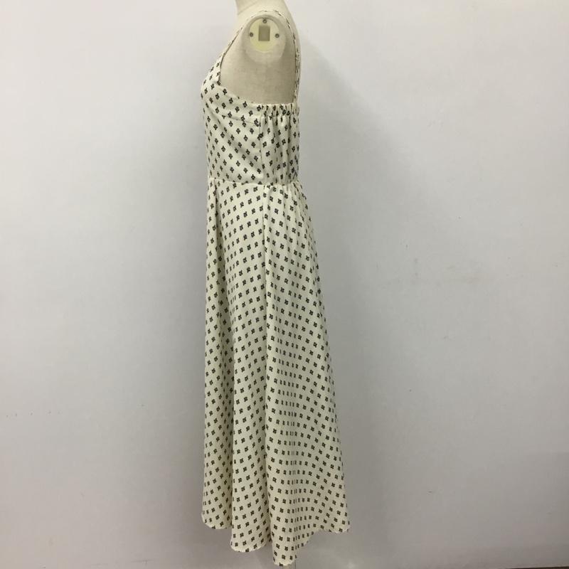 マジェスティックレゴン MAJESTIC LEGON ワンピース ロングスカート 1065065712 マキシ丈 キャミワンピ ペイズリー柄 M 総柄 アイボリー / アイボリー / X 紺 / ネイビー /  レディース USED 古着 中古 10094922