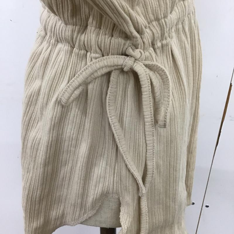 アズールバイマウジー AZUL BY MOUSSY カットソー 半袖 250DAS80-043H ショルダースリットブラウジングトップス S 無地 ベージュ / ベージュ /  レディース USED 古着 中古 10095518