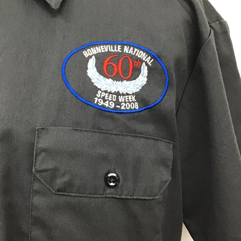 ディッキーズ Dickies シャツ、ブラウス 半袖 ワークシャツ ワッペン M 刺繍 チャコールグレー / チャコールグレー /  メンズ USED 古着 中古 10095964