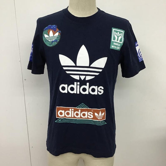 アディダスオリジナルス adidas originals Tシャツ 半袖 DV2072 レースステッカーボムオリジナルス 半袖カットソー Tシャツ プリントTシャツ S プリント 紺 / ネイビー /  メンズ USED 古着 中古 10096222