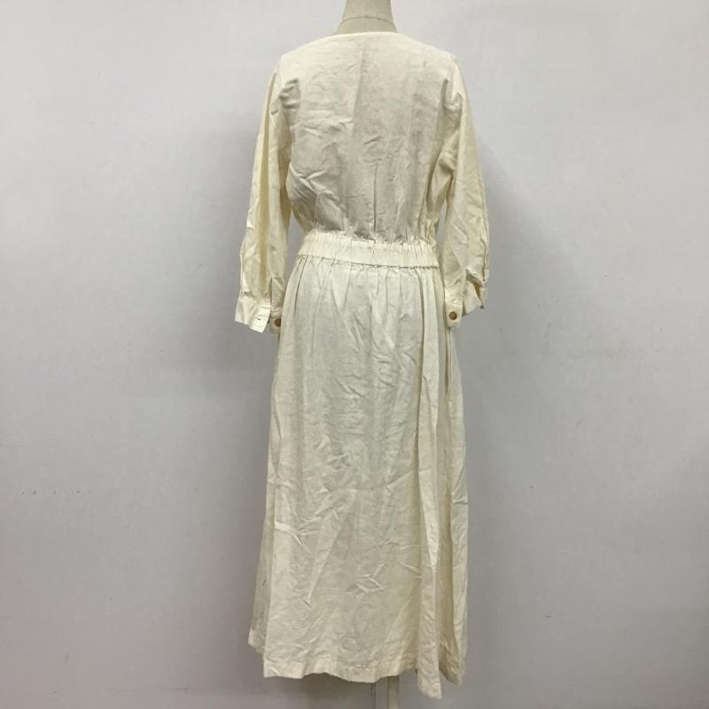 ローリーズファーム LOWRYS FARM ワンピース ロングスカート LF719013AD ロングスカートワンピース 長袖ワンピース クルーネック 前開ワンピース FREE 無地 白 / ホワイト /  レディース USED 古着 中古 10096307