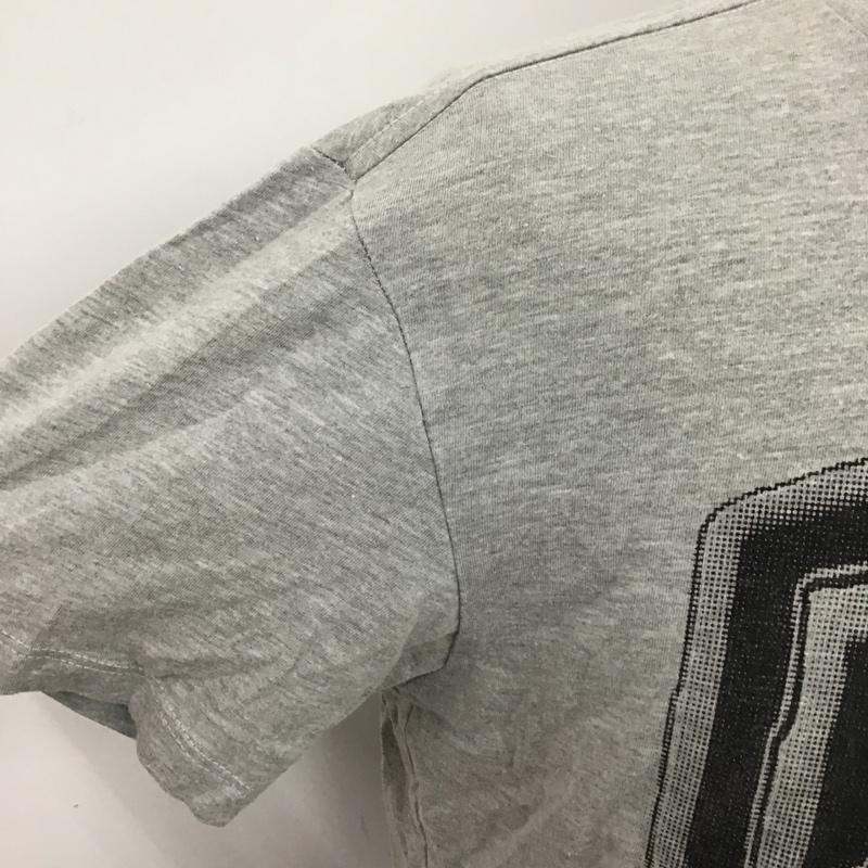 デウスエクスマキナ DEUS EX MACHINA Tシャツ 半袖 DMP51985E S ロゴ、文字 灰 / グレー /  メンズ USED 古着 中古 10097074