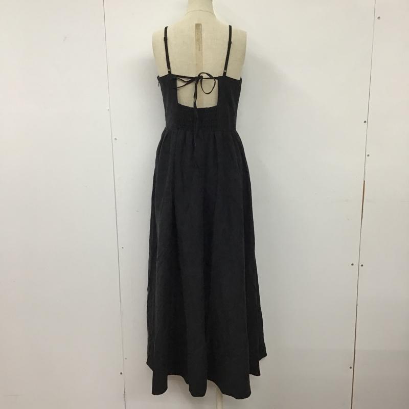 ナイスクラップ NICE CLAUP ワンピース ロングスカート 0122090250 後ろリボンキャミワンピース FREE 無地 黒 / ブラック /  レディース USED 古着 中古 10097170