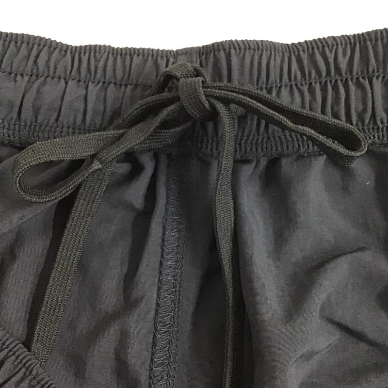 ゴッドセレクショントリプルエックス GOD SELECTION XXX パンツ ショートパンツ ハーフパンツ ショートパンツ カジュアルパンツ ナイロンパンツ XL 無地 紺 / ネイビー /  メンズ USED 古着 中古 10097397