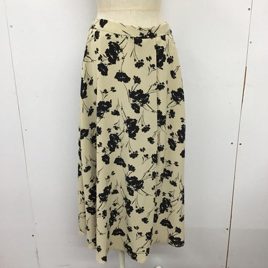 アパートバイローリーズ apart by lowrys スカート ロングスカート AP250224TK 花柄タックスカート ロングスカート カジュアルスカート フレアスカート M 総柄 X 花柄 黒 / ブラック / X ベージュ / ベージュ /  レディース USED 古着 中古 10097528